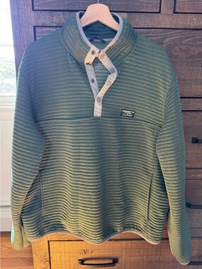 L.L. Bean Men's Green Quilted Snap-Placket Pullover Sweater